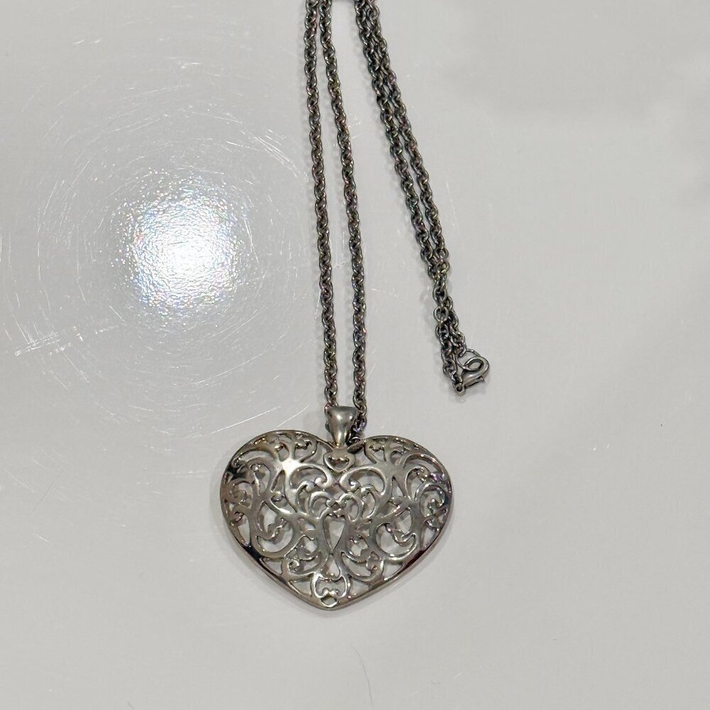 HEART NECKLACE